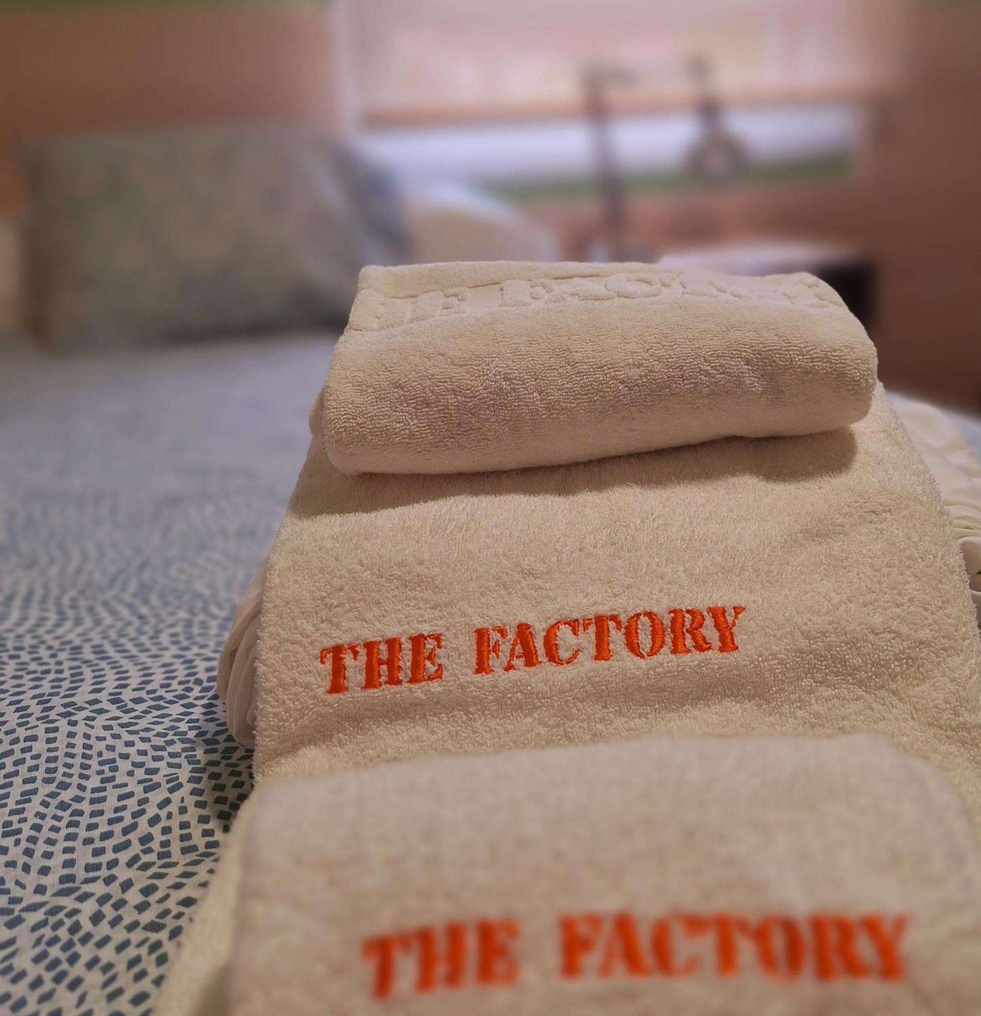 The Factory Residence Hall Segowia Zewnętrze zdjęcie